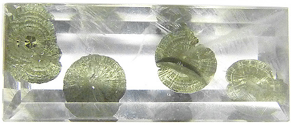 marcassite inclusions dans cristal de roche