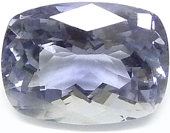 iolite cordierite de couleur pale