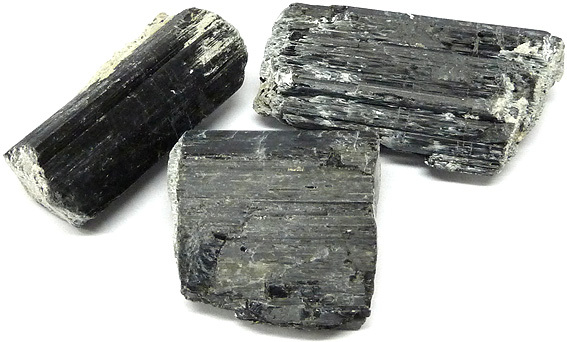 Magnesio-hastingsite Norway crystals