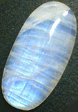 pierre de lune adularescente