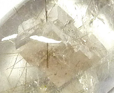 quartz inclusions dolomite