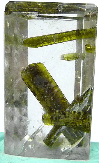 quartz inclusions epidote