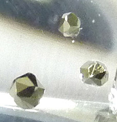 quartz inclusions pyrite