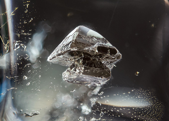 pyrite inclusions dans quartz