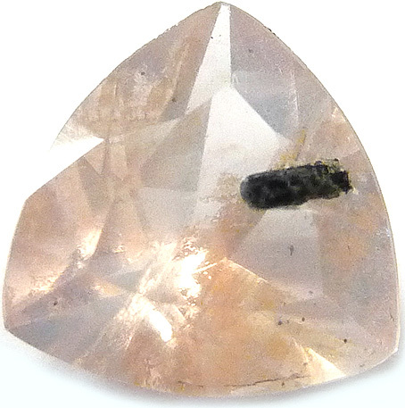 diopside inclusions dans quartz rose