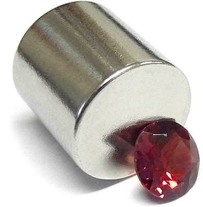 aimant au neodyme et grenat rouge